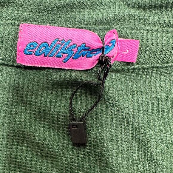 Edikted Bolero Size Large Forest Green Top With Beautiful Flowy Sleeves - Picture 3 of 4